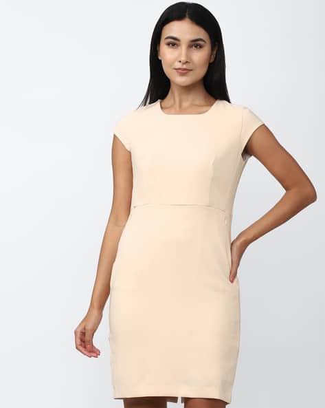 green emerald velvet dress Buy Van Heusen Women Black Patterned Formal Dress at Amazon.in main image 1