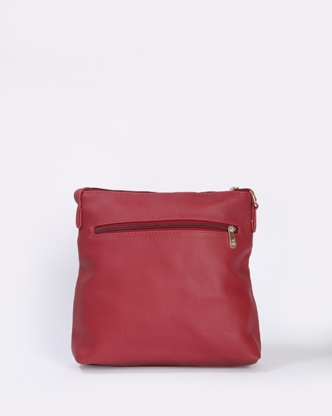 Danier Burgundy red leather shoulder or hand purse with red handles | Red  leather purse, Leather purses, Red leather