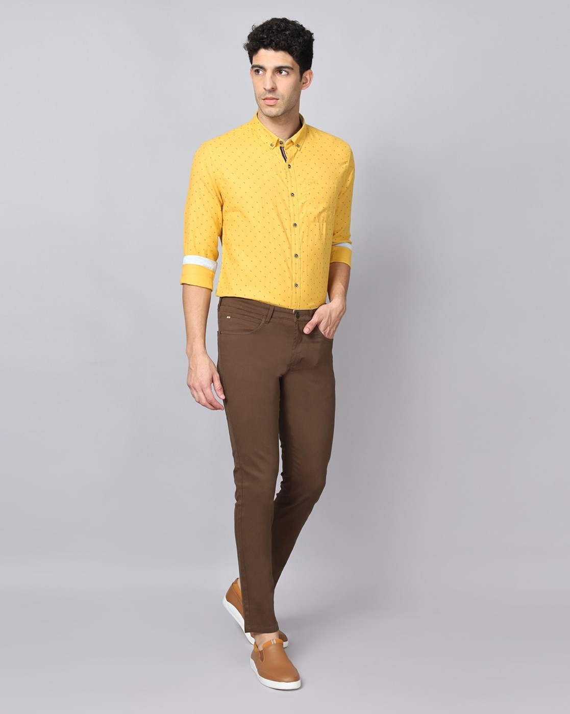 Men's Light Blue Dress Shirt, Yellow Chinos, Dark Brown Leather Double  Monks, Tan Sunglasses | Mens yellow pants, Mens outfits, Yellow pants outfit