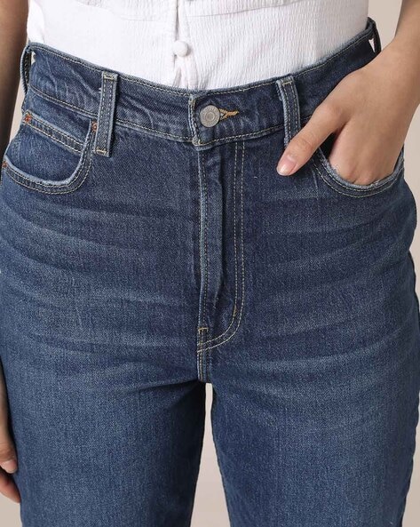 Lightly Washed Straight Fit Jeans with Washwell