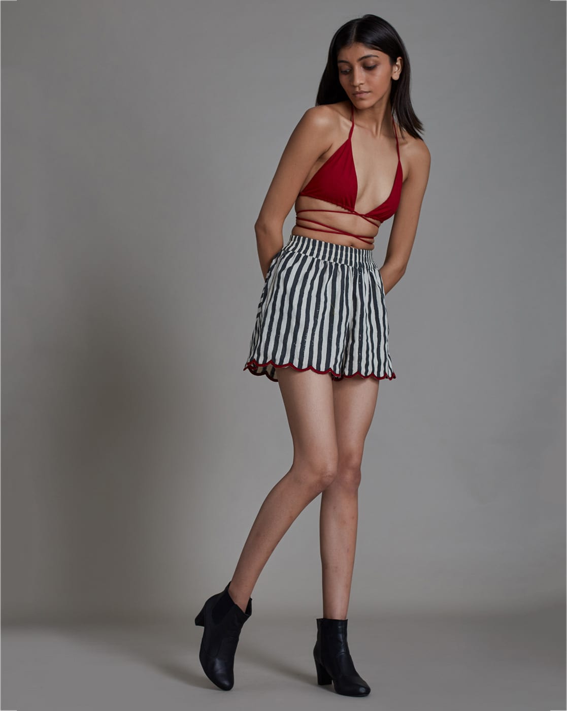 Buy Mati Bra & Striped Shorts Set with Scalloped Detail, Black & Red Color  Women
