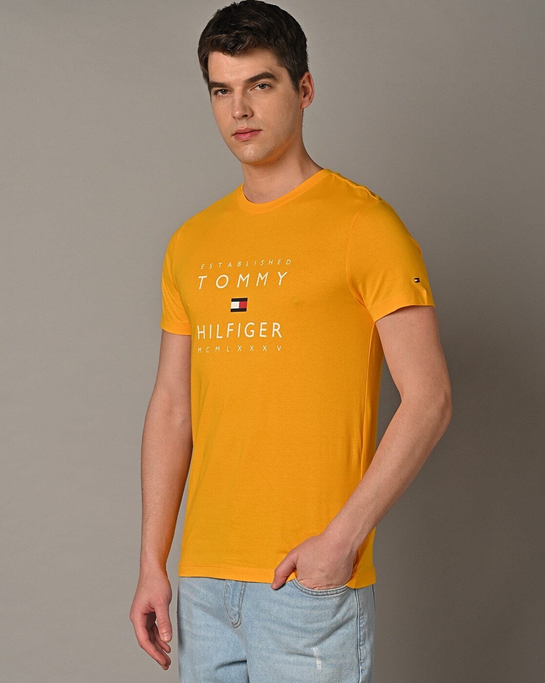 mens yellow tommy hilfiger t shirt