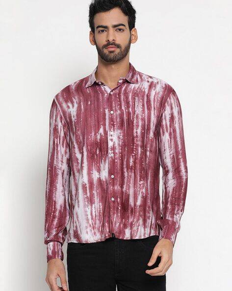 tie dye maroon shirt