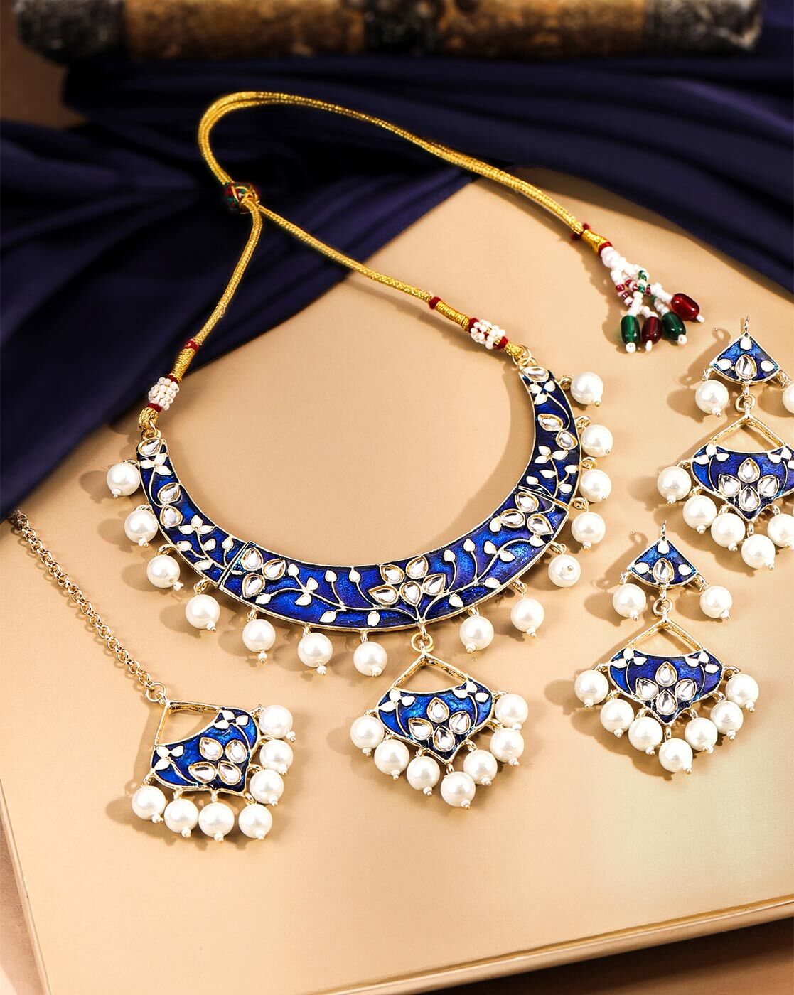 Buy Gold Toned Blue Handcrafted Kundan Metal Pearl Necklace |  DGNH23004/DST14FEB | The loom