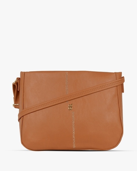 Crossbody purse with online flap closure