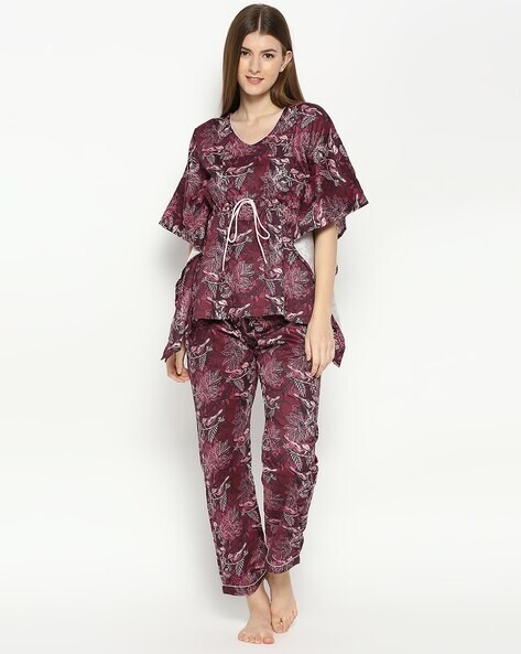 Maroon pyjamas online