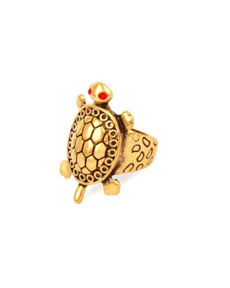 Gold tortoise hot sale finger ring