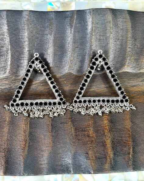 ART SUNDARI Pack of 2 Silver-Plated Danglers