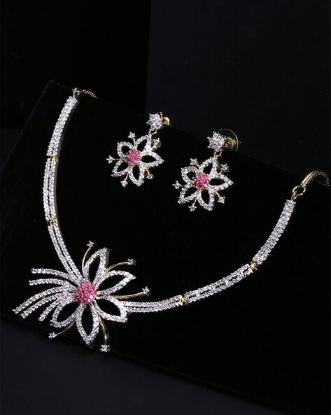 Gold-Plated Floral Necklace & Earrings Set