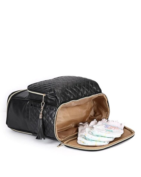 Diaper Bag Checklist: What to Pack in a Diaper Bag