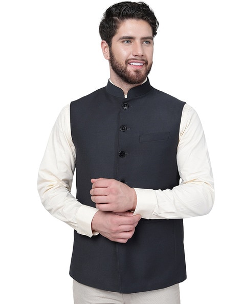 5 Ways To Style Nehru Jackets In Your Wardrobe | Indian Wedding Saree