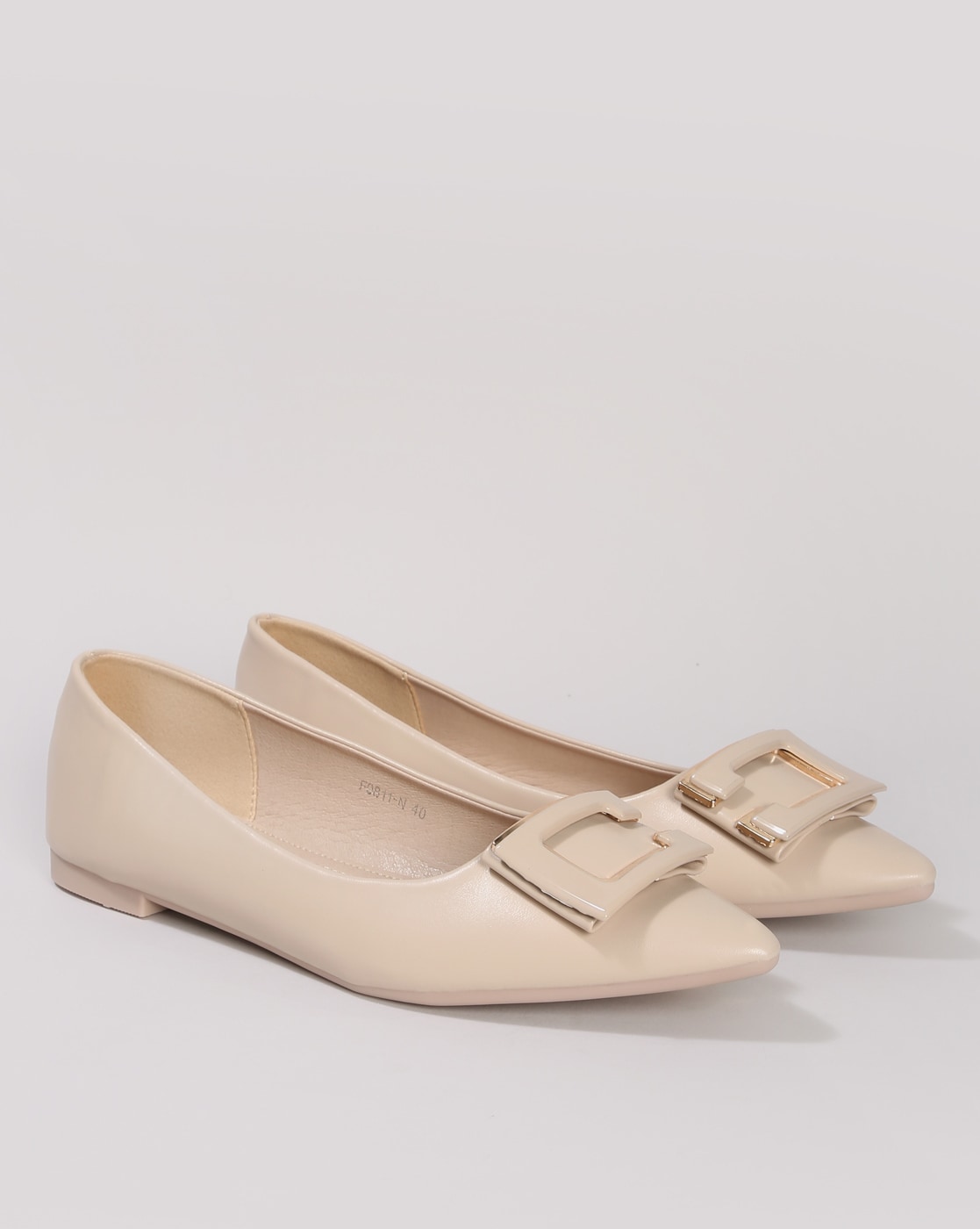 Beige pointed toe online flats