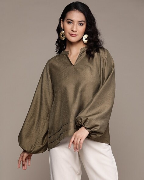 Olive layered top 