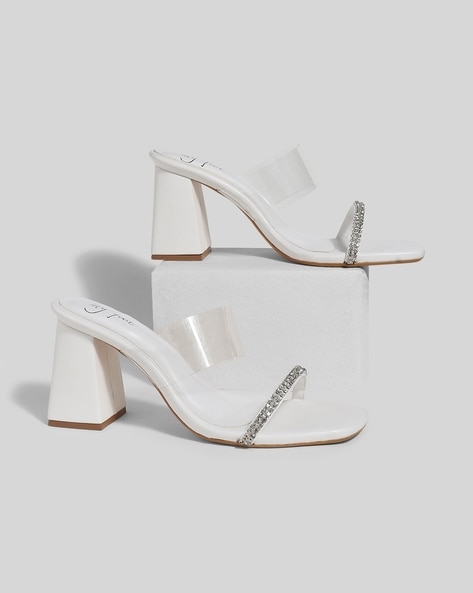 White closed discount toe chunky heels