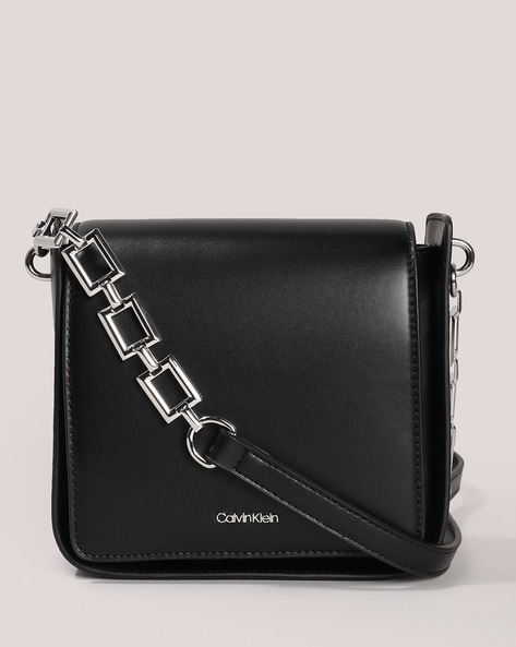 vlotter Vooravond boezem Buy Black Handbags for Women by CALVIN KLEIN Online | Ajio.com