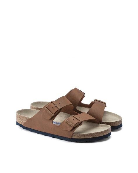 Birkenstock Arizona sandals in brown oiled leather | ASOS