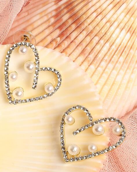 Korean Heart Pearl Embedded Earrings (Anti-tarnish) – Bling Little Thing