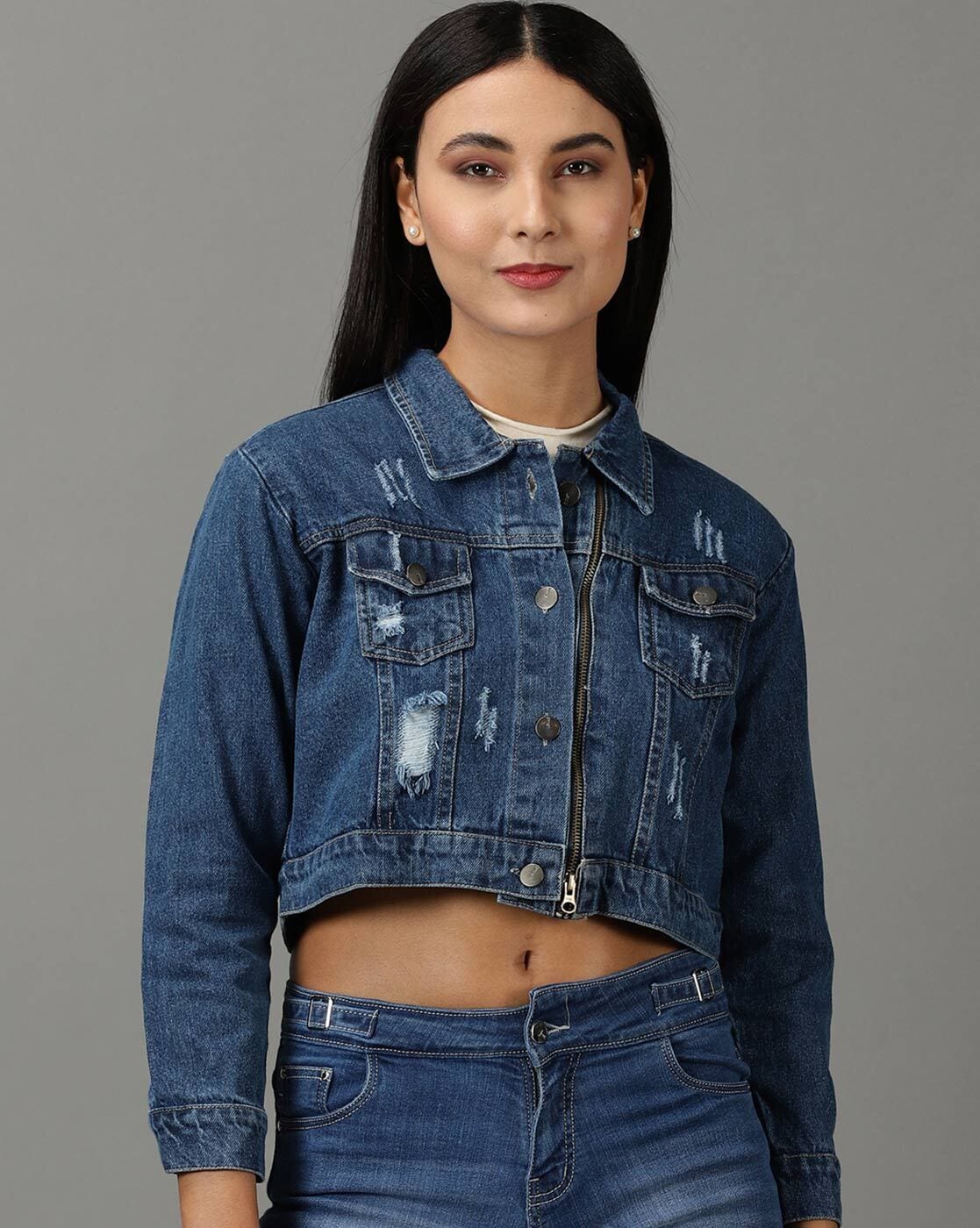 These Jean Jacket Outfits Prove That the Topper Is Timeless