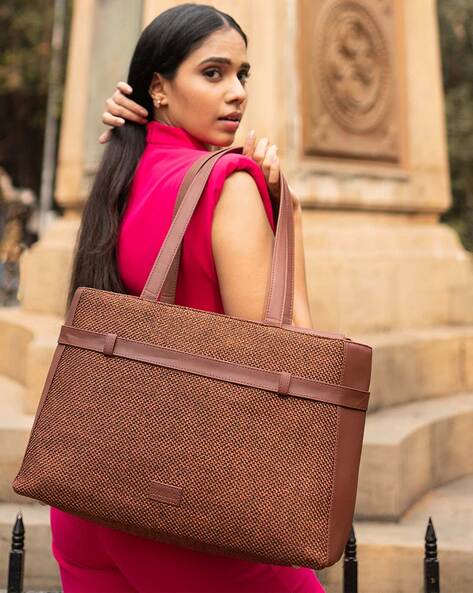 Zouk - At least once a week, I'm convinced that handbags are the best bag  to have in life. It carries my world inside. #Zouk #ZoukOnline #ZoukBags  #Handcrafted #Handmade #bags #proudtobeindian #styleindia #