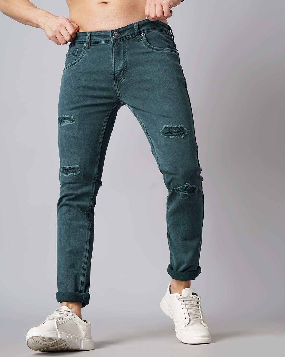 Distressed Slim Fit Jeans