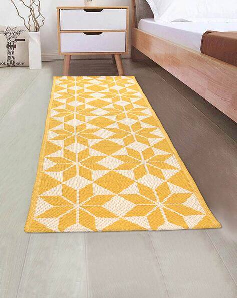 Saral Home Geometric Print Cotton Handwoven Carpet 70" x 20"