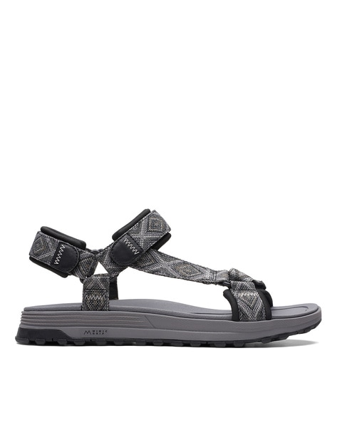 Amazon.com | Clarks Men's Nature Trek Sandal, Black Nubuck, 7.5 UK | Sandals