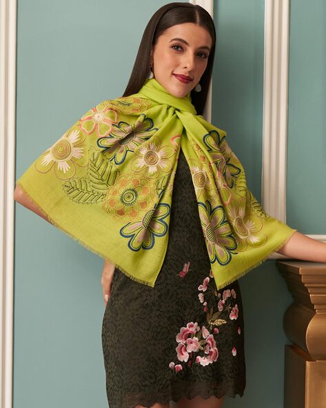 Floral Embroidered Woolen Stole Price in India