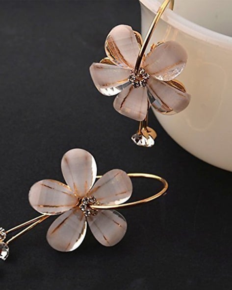 Buy White Floral Drop Earrings, Wedding Flower Earrings, Flower Chandelier  Earrings, Bridal Dangle Earrings, Flower Earrings, gabriella Online in  India - Etsy