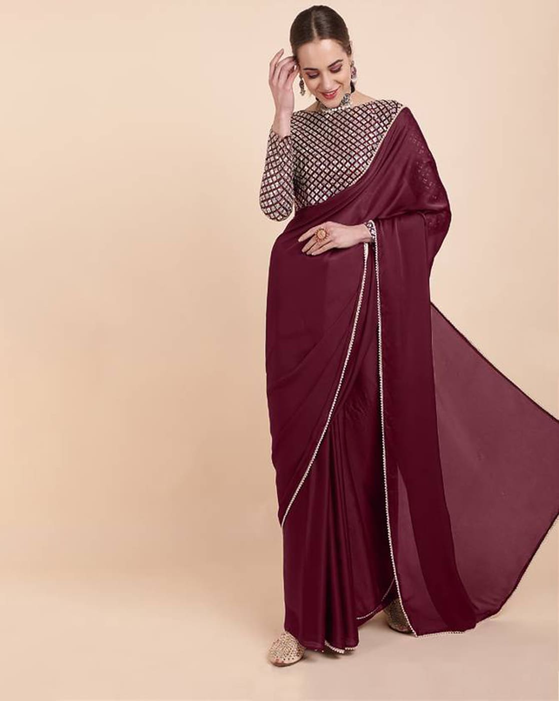 Maroon plain faux georgette saree with blouse - Mannequin Store - 2743284