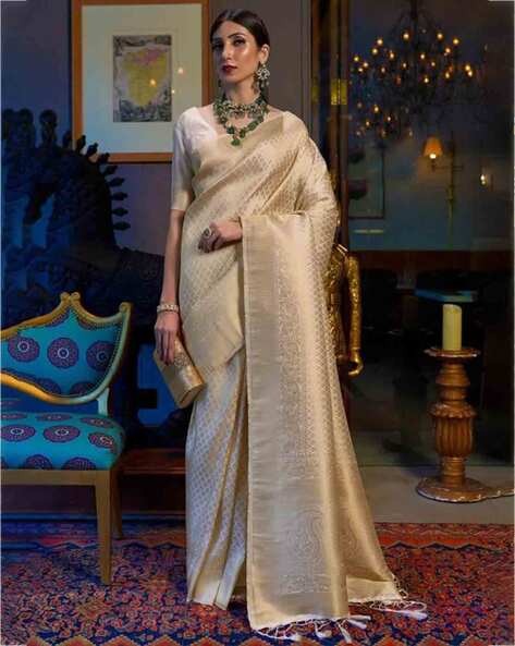 Cream Kashmiri Embroidered TrendOye Saree With Unstitched Blouse Fabri