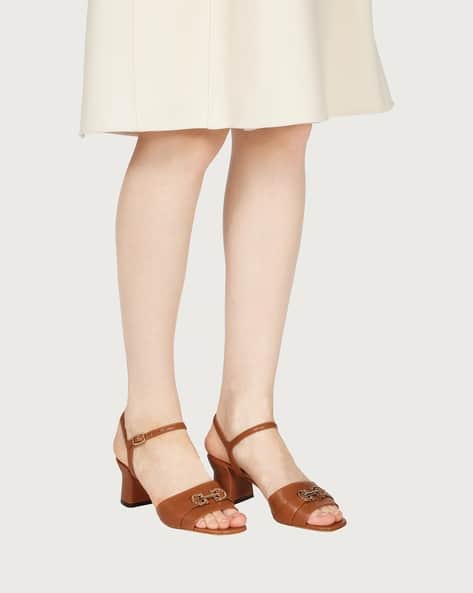 ★関税込★Ferragamo★double gancini sandals★BEIGE Buy Ferragamo Double Gancini Sandals | Brown Color Women