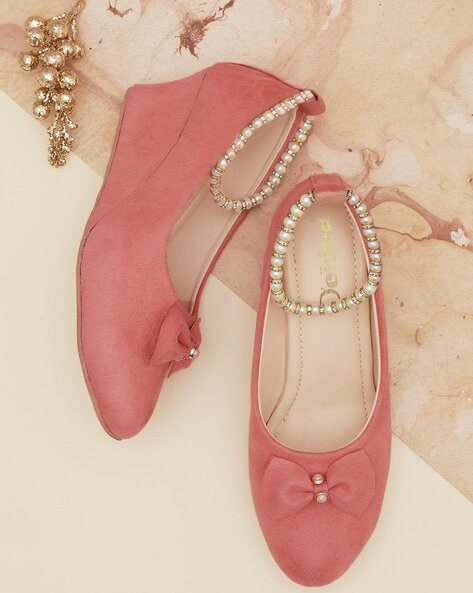 Flat shoes online wedges