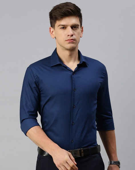 Buy Navy blue Shirts for Men by SHOWOFF Online