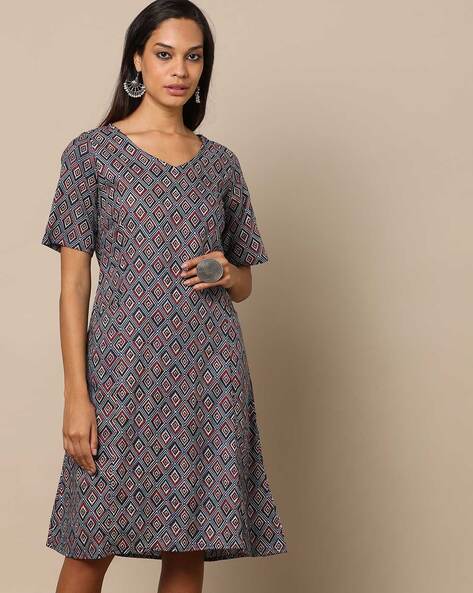 A line clearance cotton women's dresses