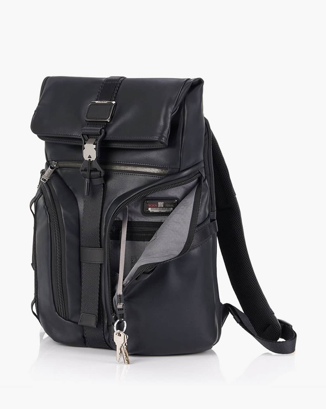 tumi alpha bravo logistics flap lid backpack What's in my Bag (Tumi