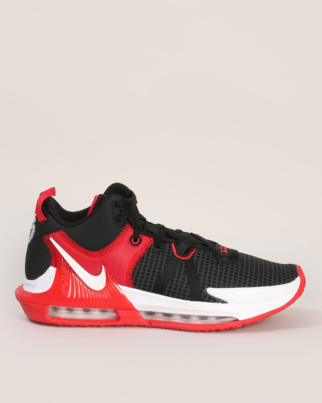 Nike lebron 16 price best sale in india