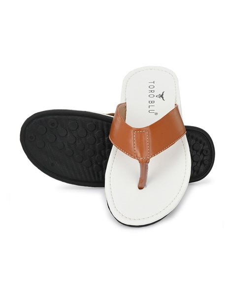 White patent leather hot sale flip flops