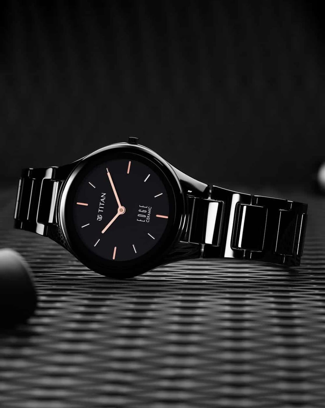 Titan sleek online watch