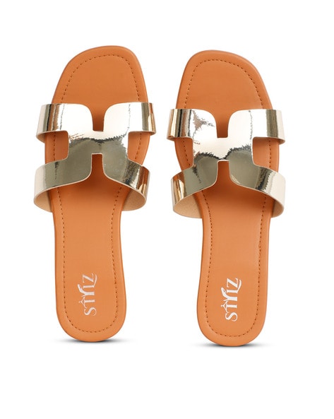 Hermes Oran Sandals: Are they Worth the Hype? - The Brunette Nomad