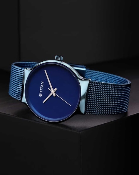 Blue dial titan watch sale