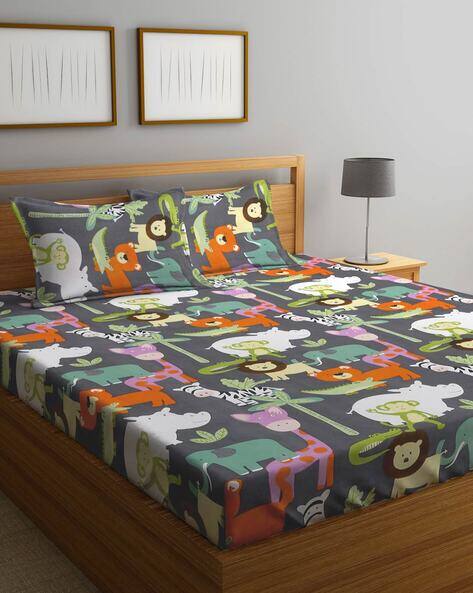 KLOTTHE 250 TC Cartoon Print Bedsheet with Pillow Cover Set