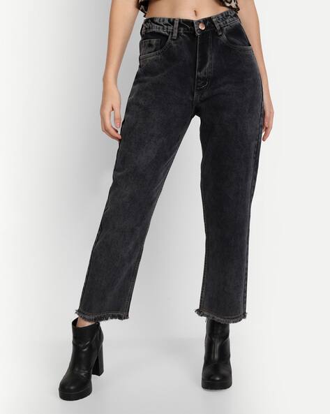 Boyfriend Jeans with Frayed Hem