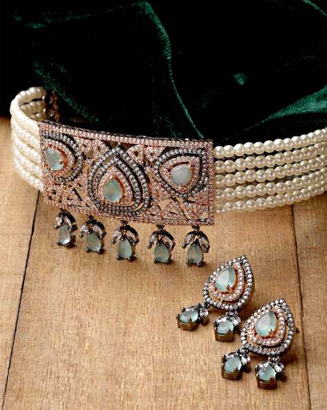 lehenga #choli #indian #shaadi #bridal #fashion #style #desi #designer  #blouse #wedding #gorgeous #beautiful #des… | Pretty necklaces, Necklace,  Statement necklace