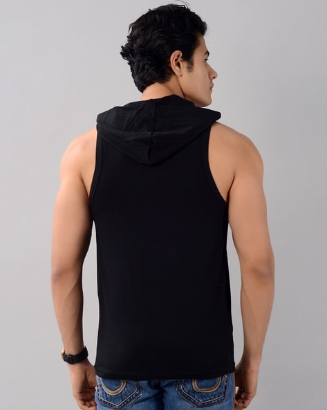 Buy Black Vests for Men by VILLAIN Online