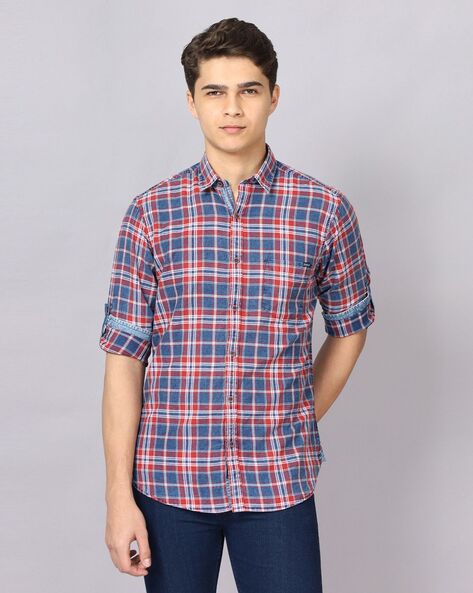 Men Checked Slim Fit Shirt with Patch Pocket