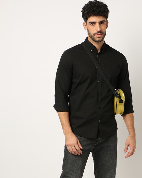 Gap on sale black shirt