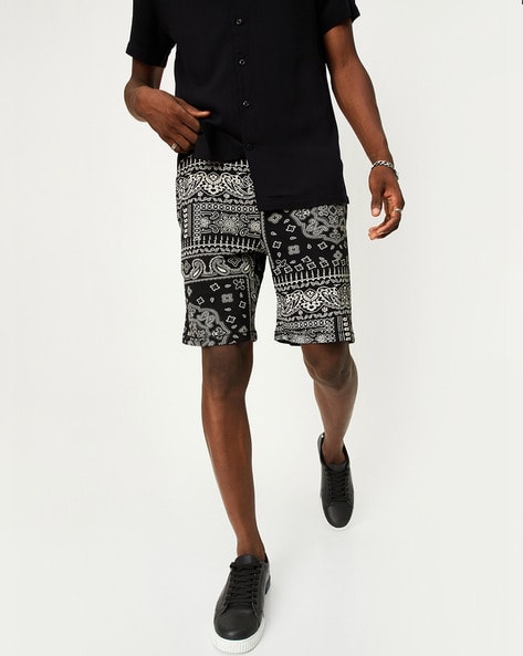 Buy Black Shorts 3 4ths for Men by MAX Online Ajio