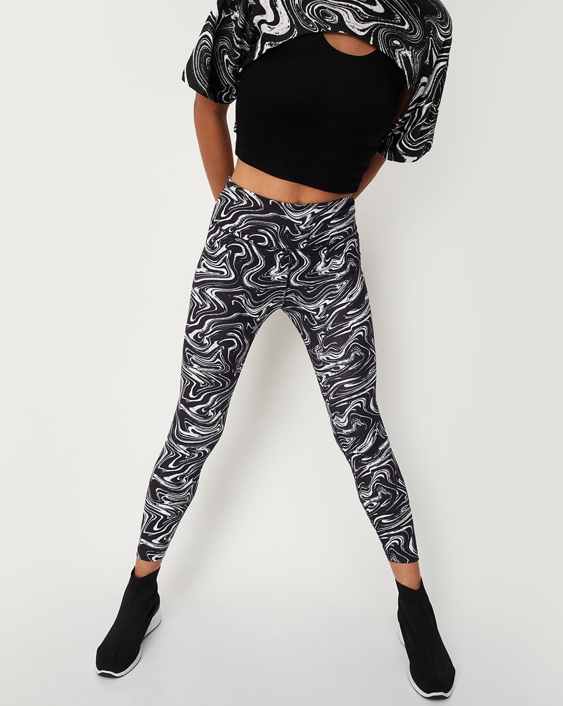 Buy BLACK Leggings for Women by MAX Online