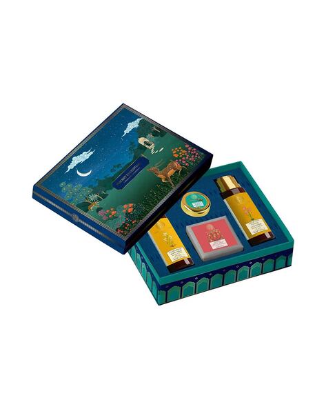 Buy Forest Essentials Pakshishal Gift Box Day & Night Care Kit Skincare 6  Piece Gift Set at Redfynd