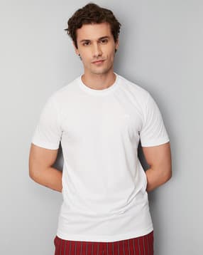 max Short-Sleeves Crew-Neck T-Shirt-picture-30